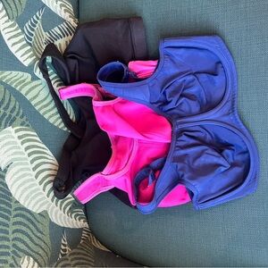 36DD high impact bra bundle